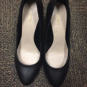 Express Black Heels - Size 7